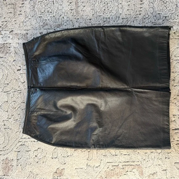 Lauren Ralph Lauren Black Leather Skirt - Picture 3 of 3